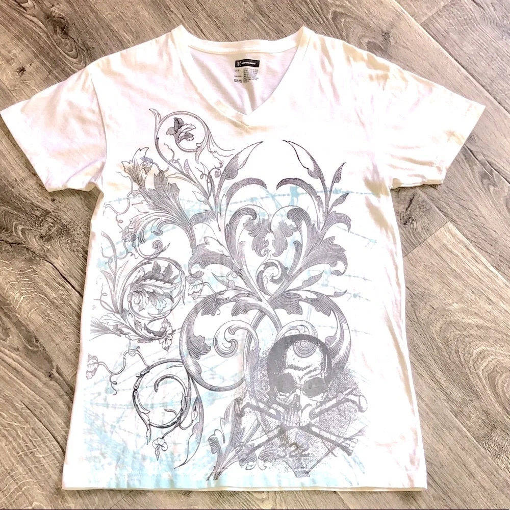 Y2K INC mens Graphic printed V-neck short sleeve tee